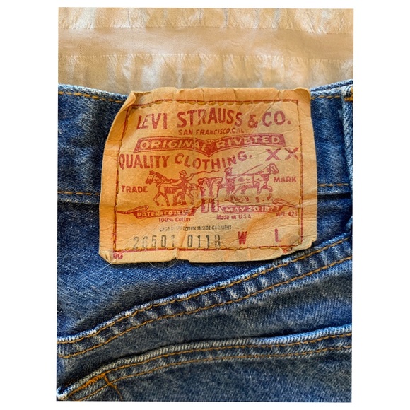 VINTAGE High Rise Levi’s - Picture 5 of 5